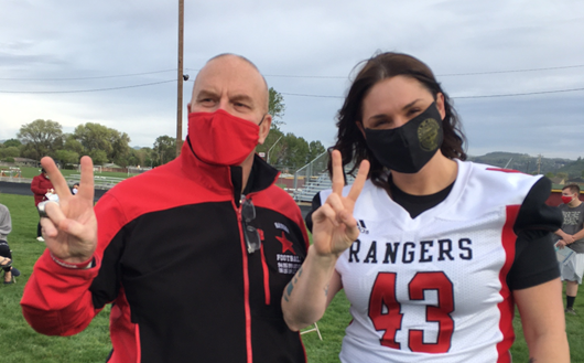 Friday Night Lights in The Dalles means music, pizza, raffle prizes and vaccines