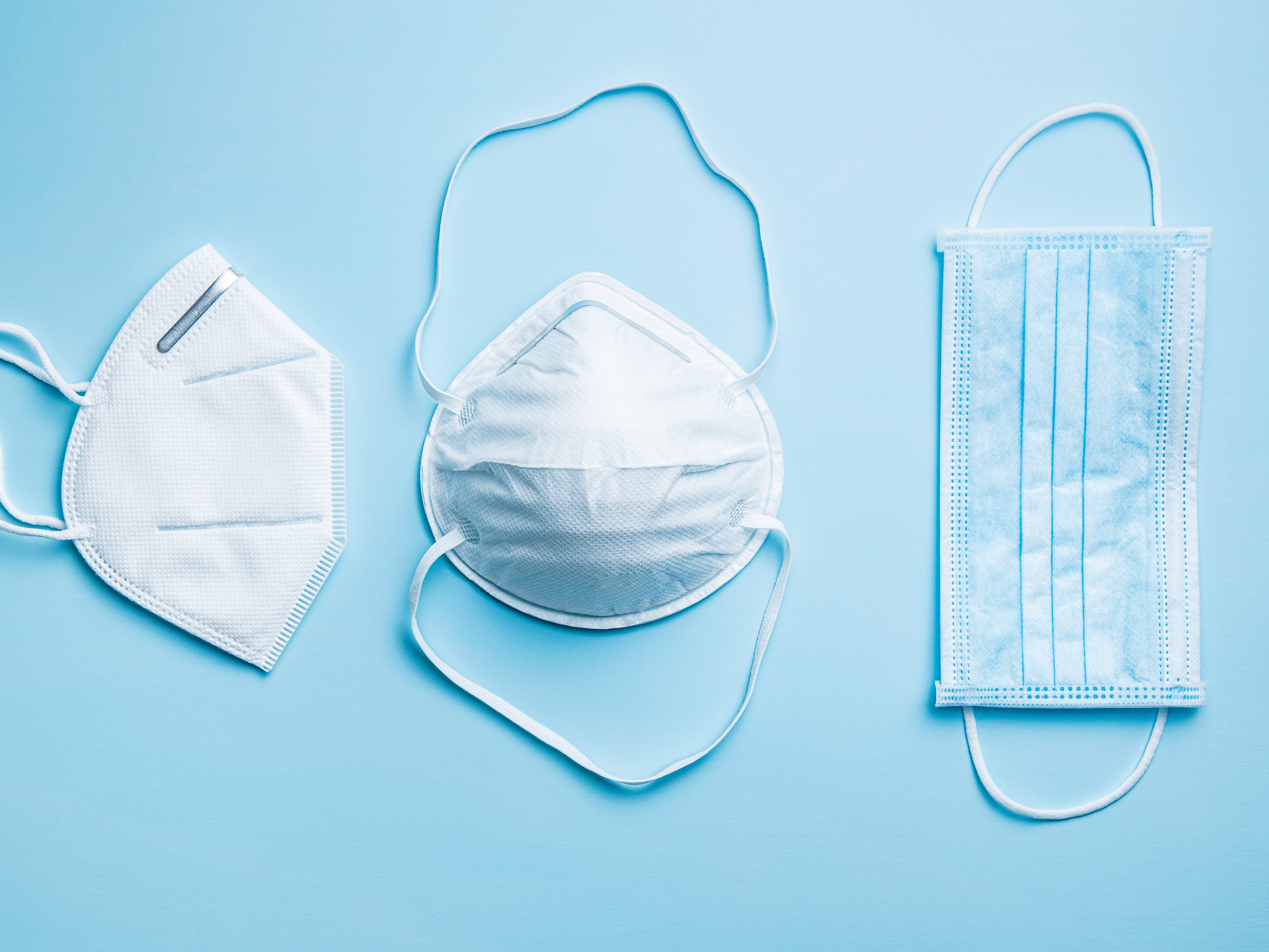 Tips for choosing a high-filtration mask with a good fit and avoiding counterfeit products